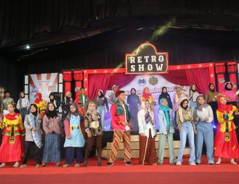 Pagelaran SMKN 1 Kebumen 2025 - Tema Retro Show.JPG